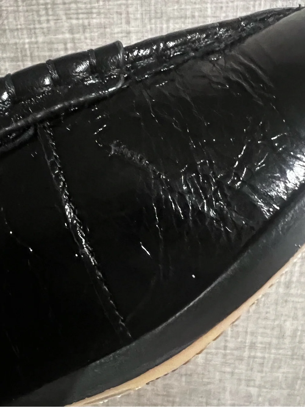 NWOT Vince Camuto Carissla Tailored Loafer